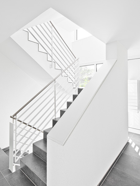 Lichtdurchflutetes Treppenhaus Mehrfamilienhaus Telgte